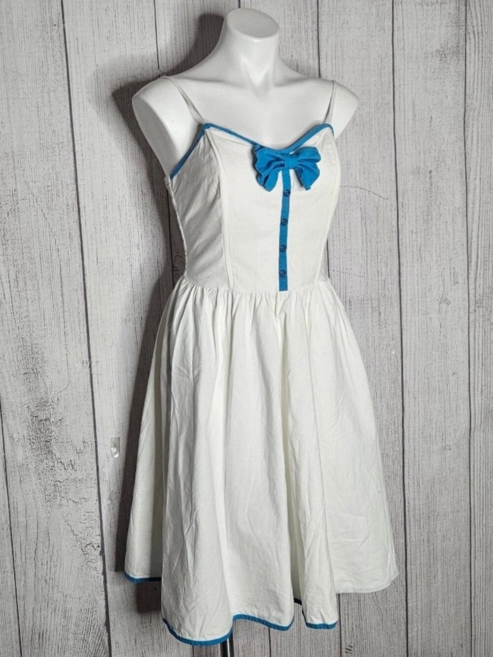 Vintage 80s Bee Darlin' White Midi Dress with Blue Trim and Bow, size 9/10